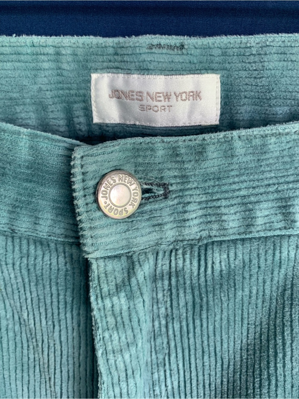 Jones New York Sport Women's Light Green Corduroy Jeans